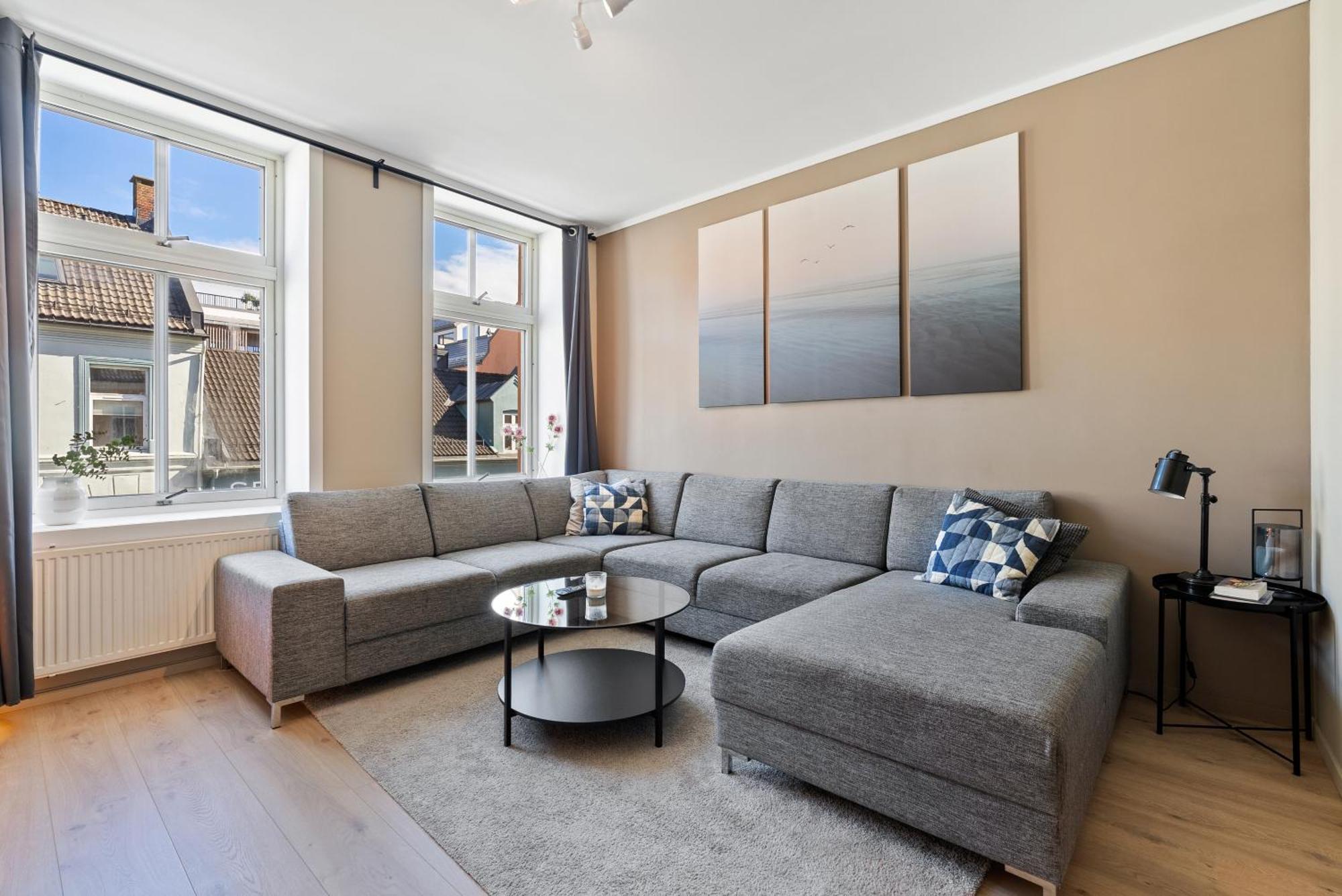 Ny Sentral Og Moderne Leilighet Kristiansand Dış mekan fotoğraf